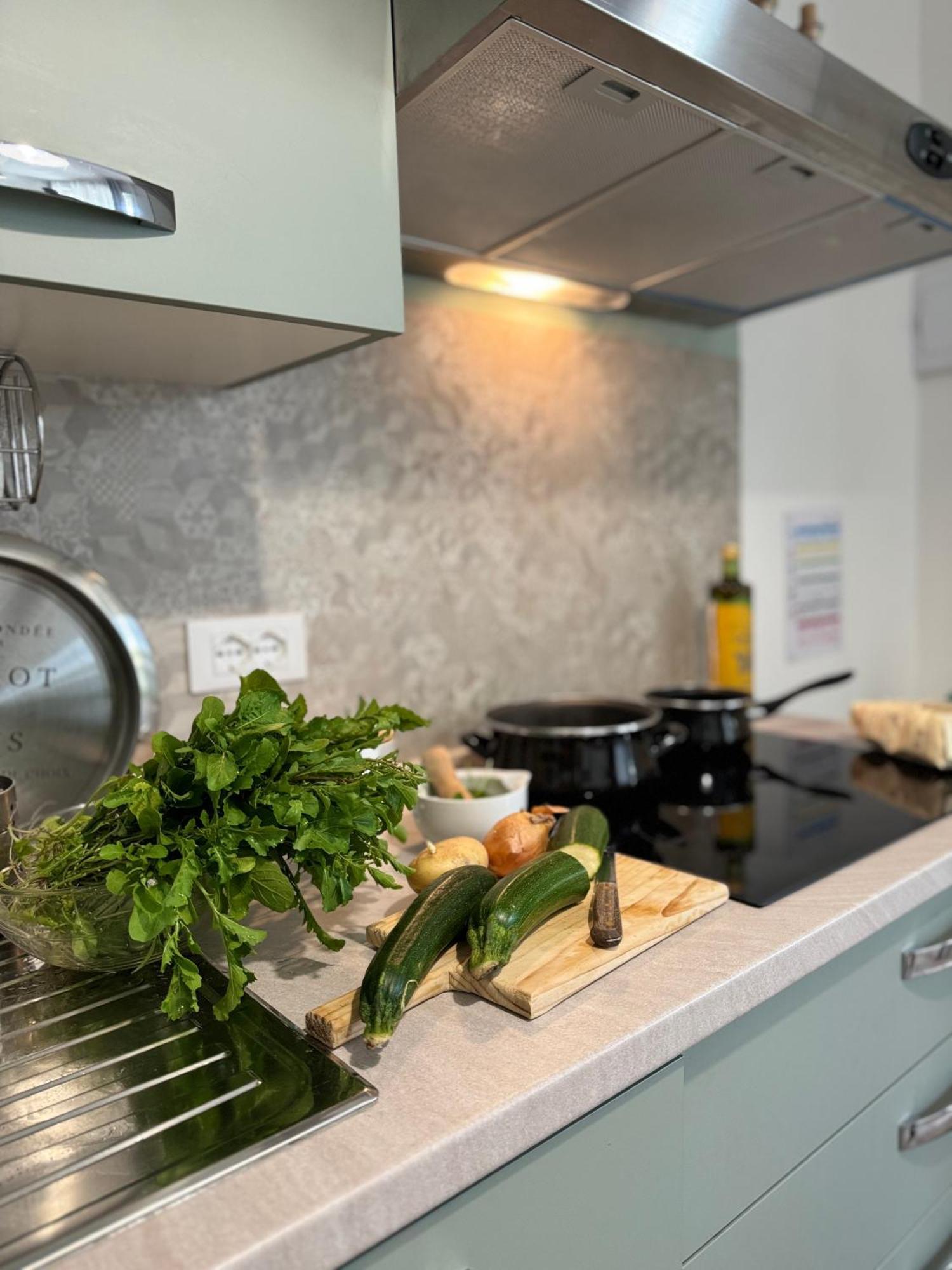 Green House Next - Lovely Apartment For Family And Free Parking เลวิโกแตร์เม ภายนอก รูปภาพ